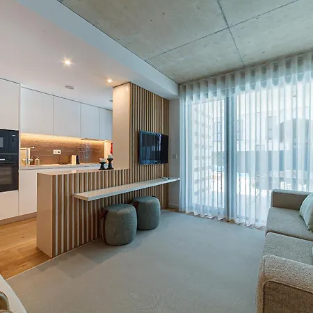 Lina By Sweet Aveiro Appartement *