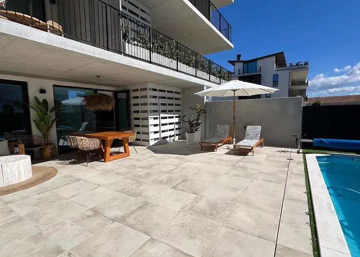 Lina By Sweet Aveiro